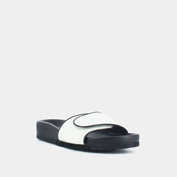 Mules with fasteners in white leather | WELDONE
