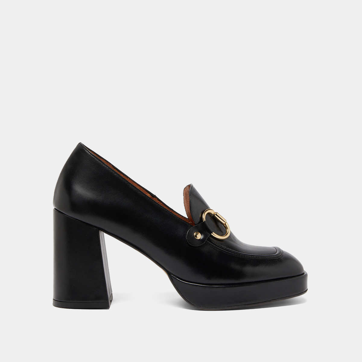 Mocassins à talons et mors in black shiny leather | VIRGILE