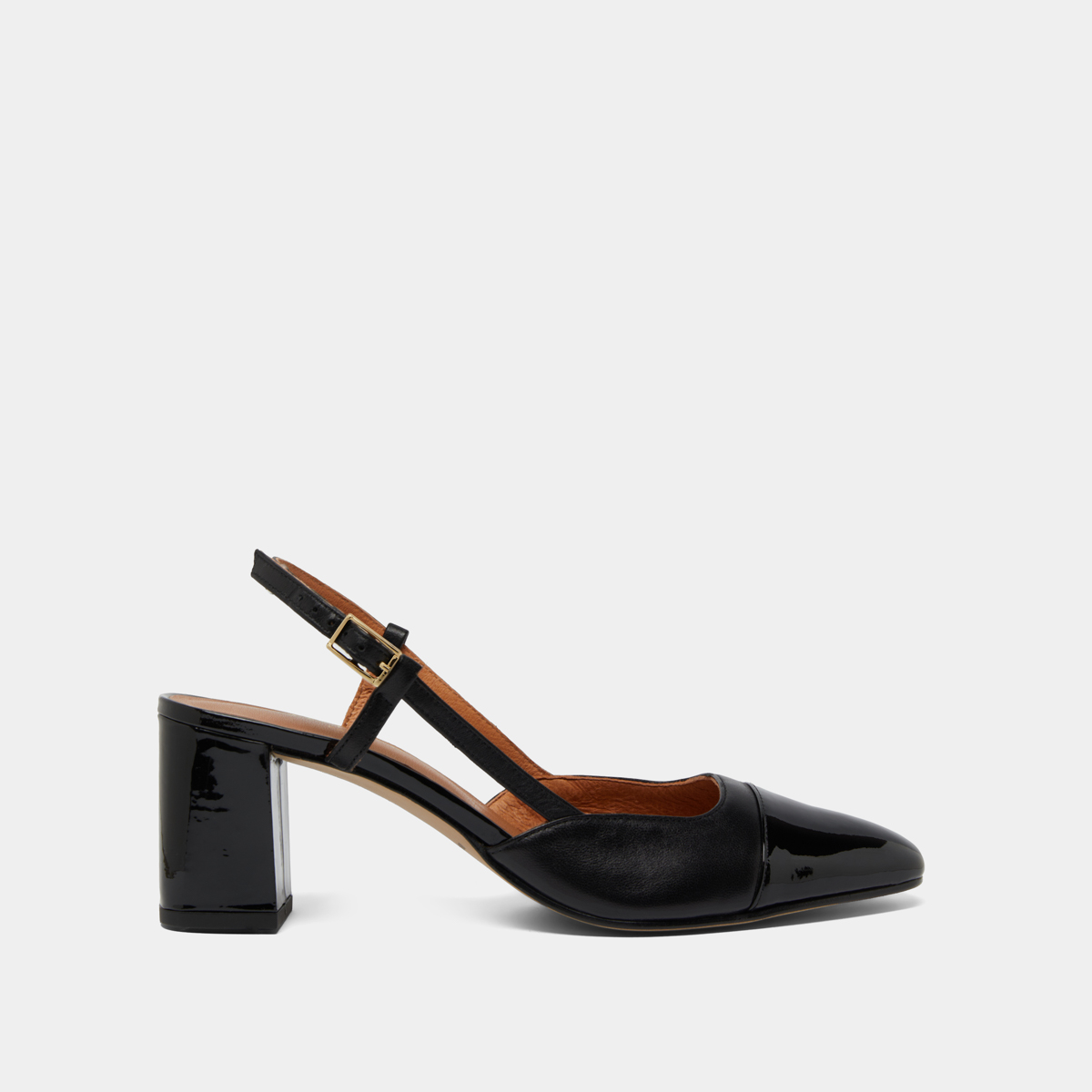Mary Janes with heels in black patent and leather | DHAPOP