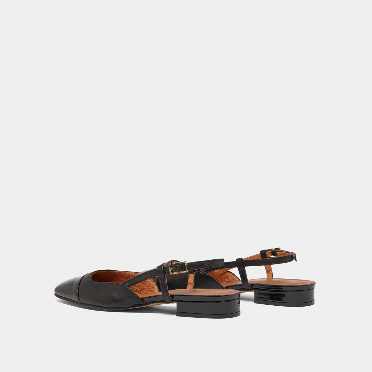 Slingbacks ballet flats in black patent and leather | DHAPOU