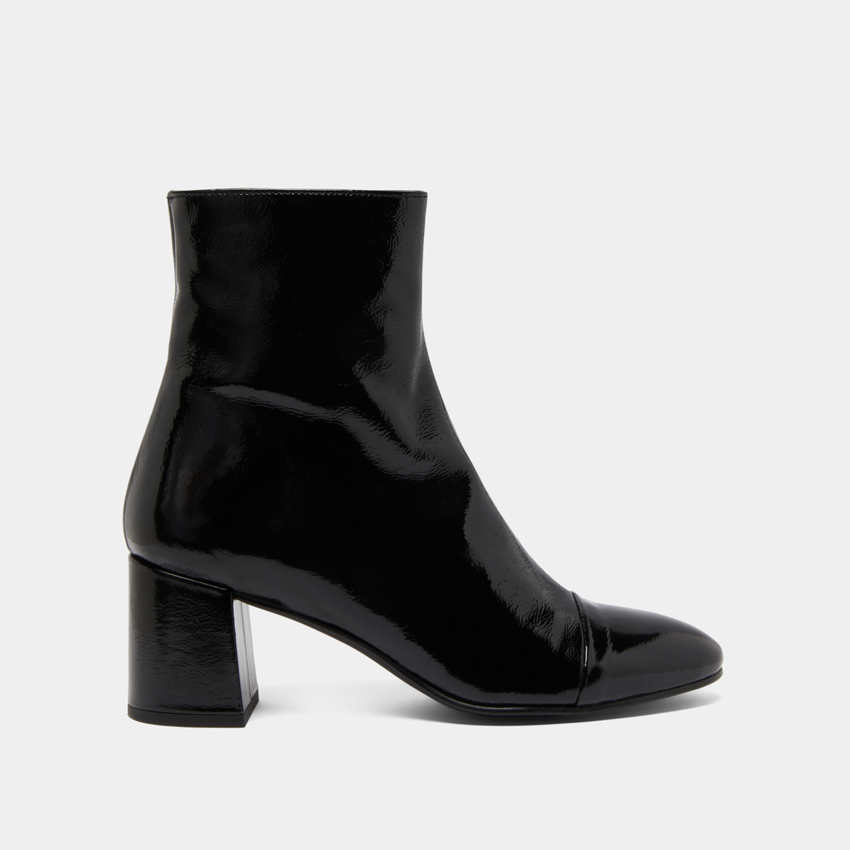 Heeled boots in black pleated patent | DONIAMA