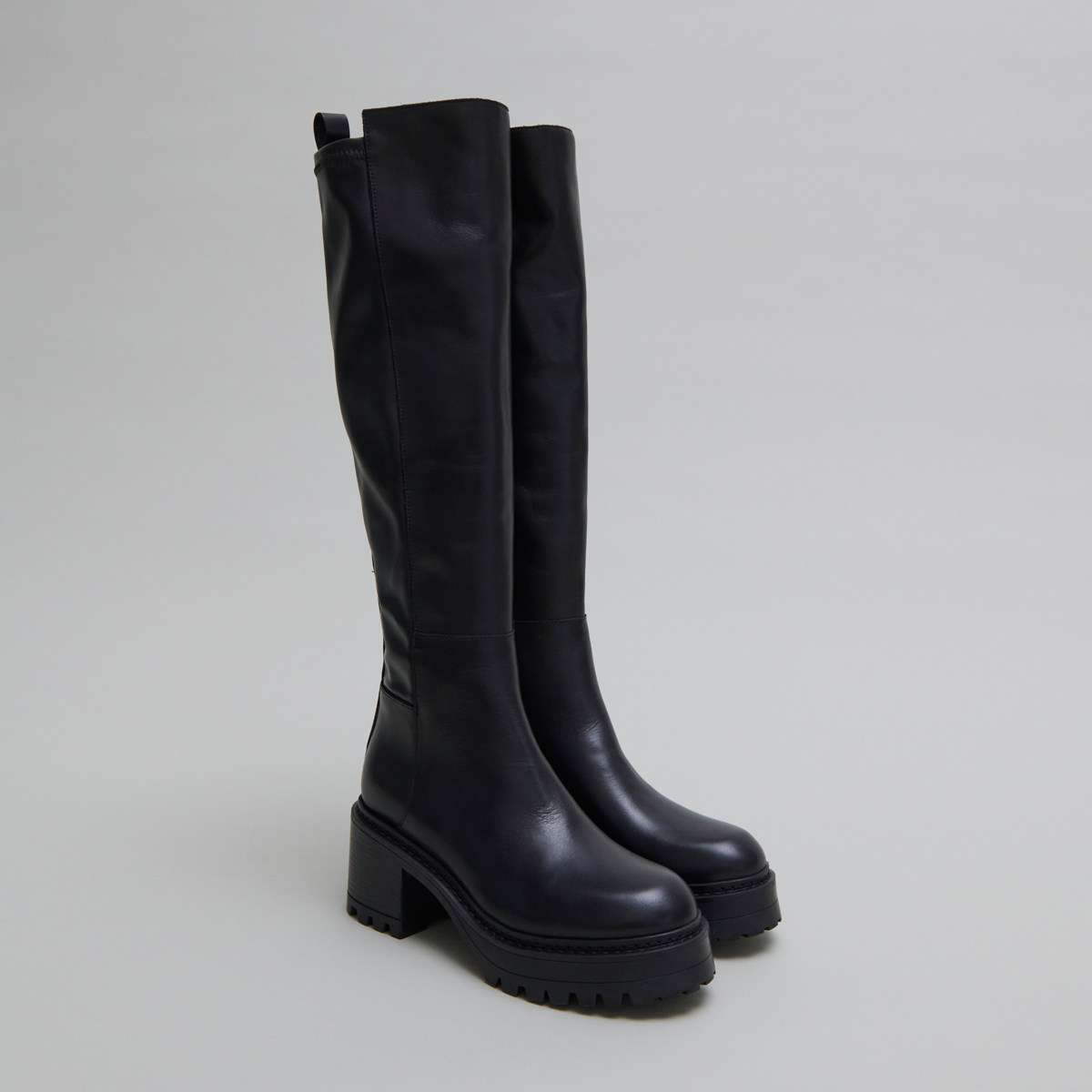Bottes &agrave; semelles crant&eacute;es in leather and black stretch | RASTA