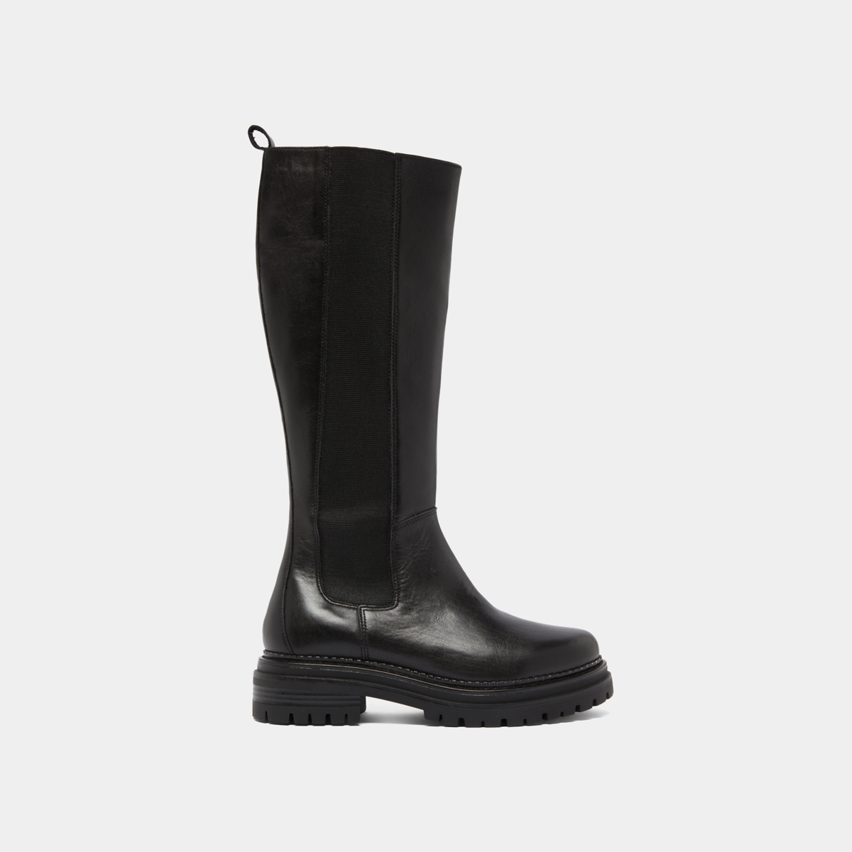 Bottes à bouts ronds et semelles crantée... in black leather | ADAL
