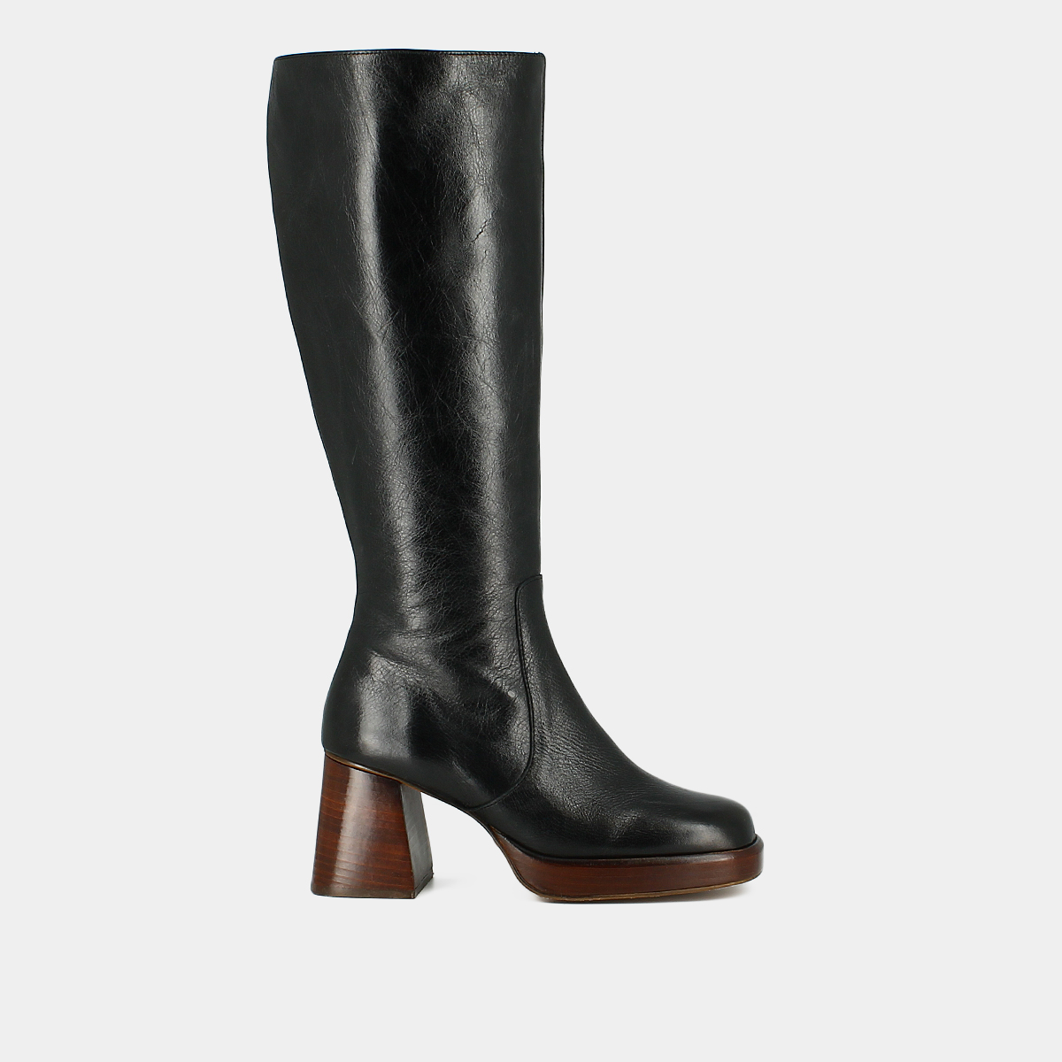 Platform boots in black distressed leather calf size M | BETINA
