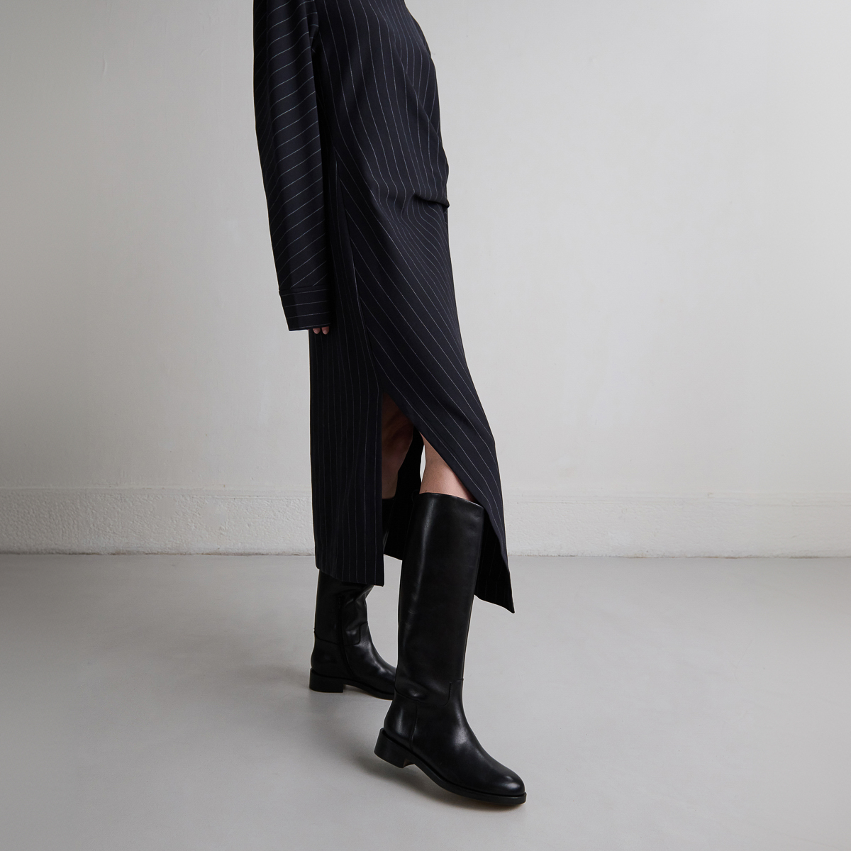 High boots in black leather | MACARON