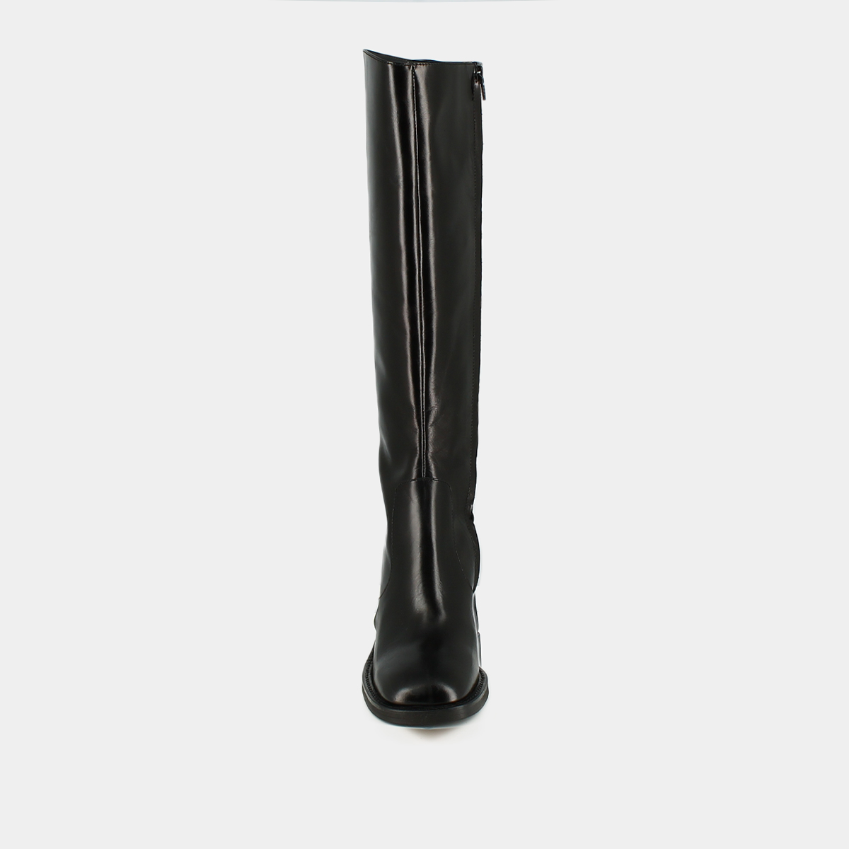 Boots with heels and square toes in black leather | DALLE