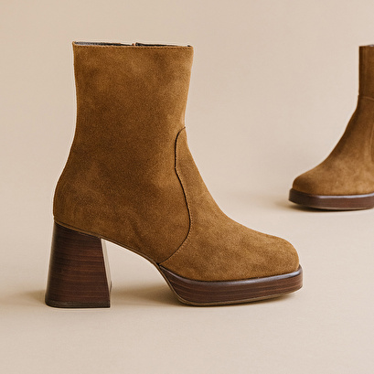 Platform ankle boots in tabac suede | BRIGAND