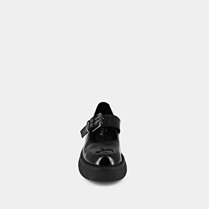 Babies with platforms, buckles and round toes in black patent | ruche