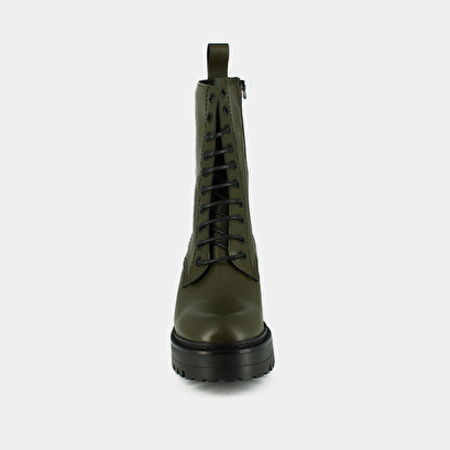 Platform boots with laces in glazed khaki leather | rumba
