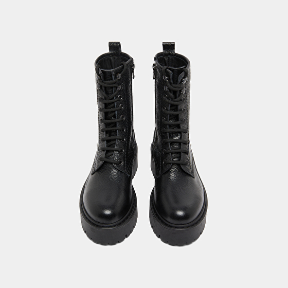 Platform boots with laces in black grained leather | ROBBO