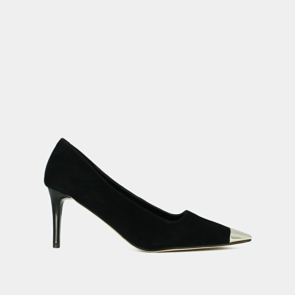 Pointed-toe pumps in black velvet | MER