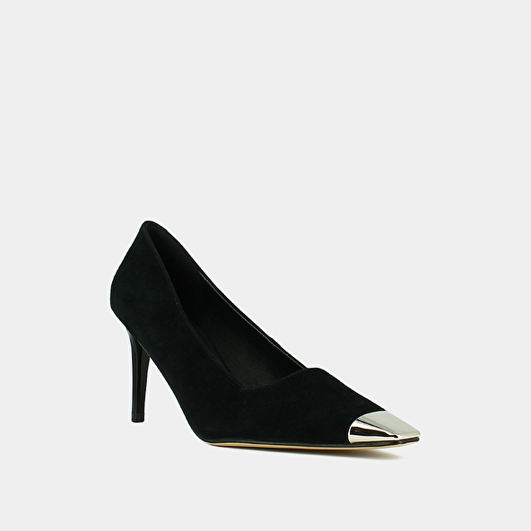 Pointed-toe pumps in black velvet | MER
