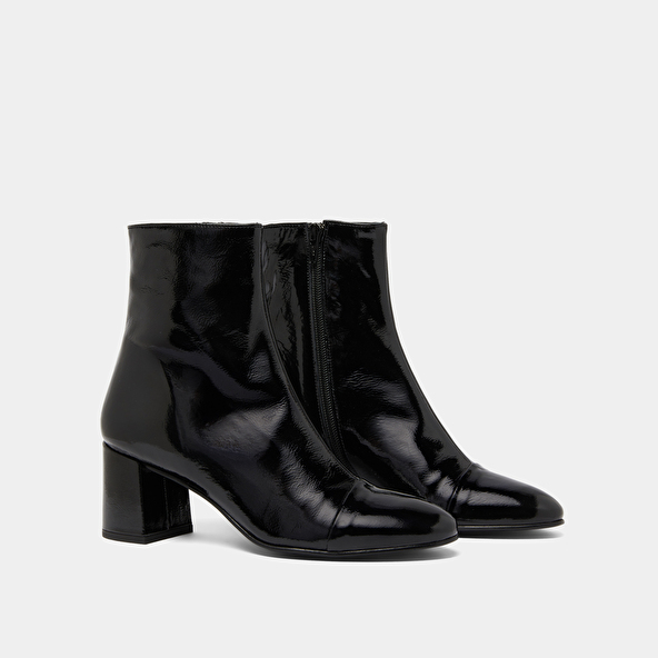 Heeled boots in black pleated patent | DONIAMA