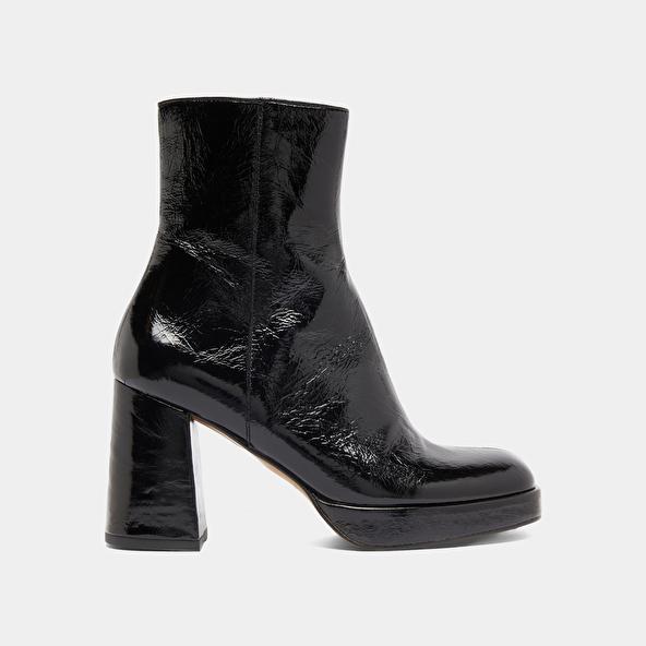 Platform ankle boots with square toes in black shiny leather | VORIS