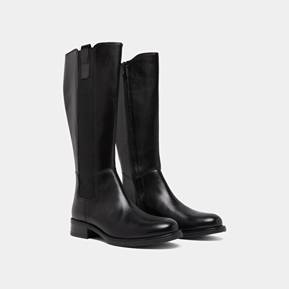 Bottes plates à bouts ronds in black leather | ASPER