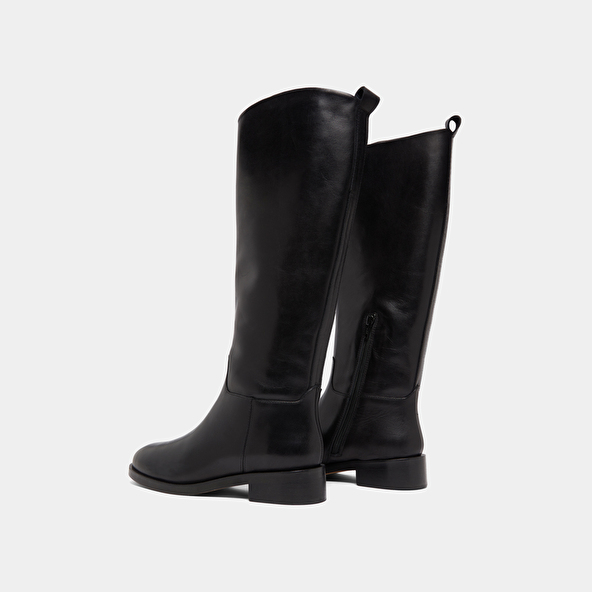 High boots in black leather | MACARON