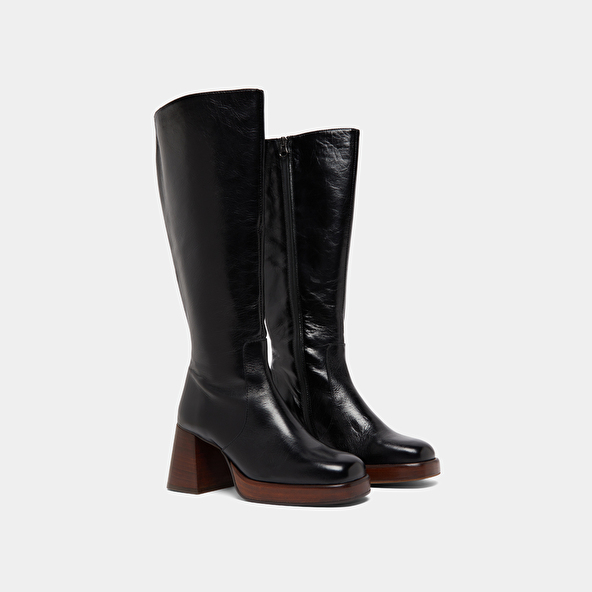 Platform boots in black distressed leather calf size L | BETINA