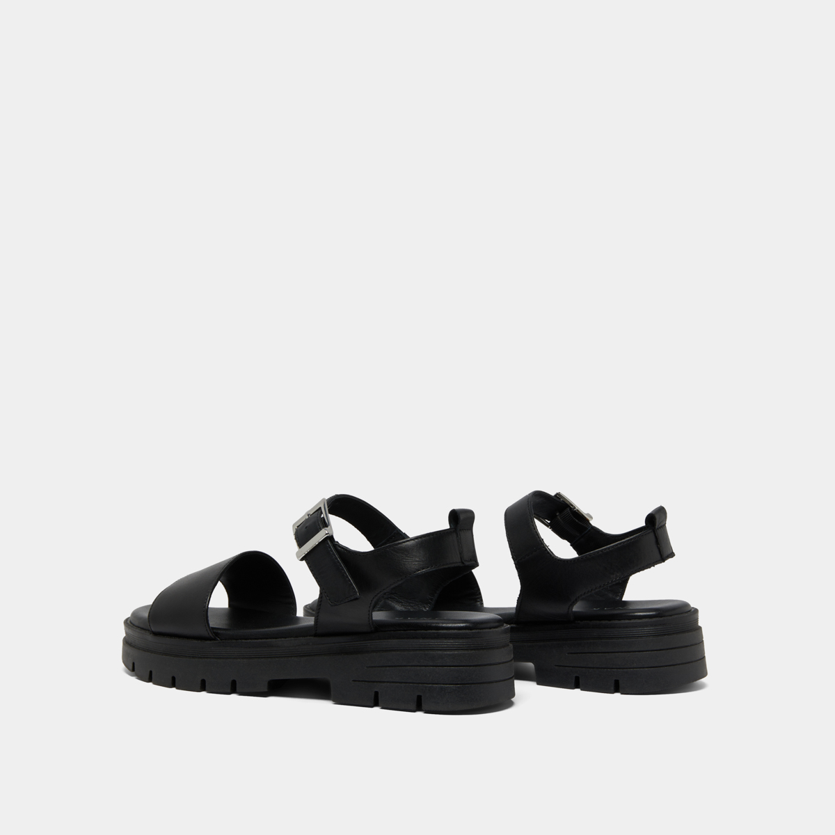 Platform sandals with straps in black leather | ASK