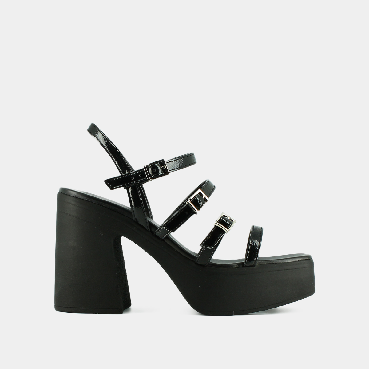 Sandals with straps and platforms in black pleated patent | PUZZLE