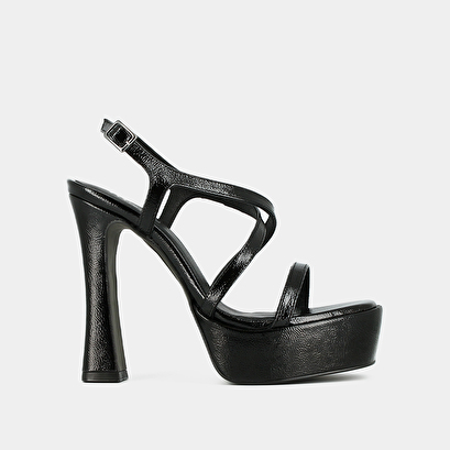 Platform sandals with crossed straps black
