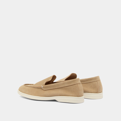 Closed toe loafers in beige suede | ORLANE