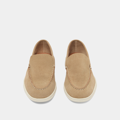 Closed toe loafers in beige suede | ORLANE