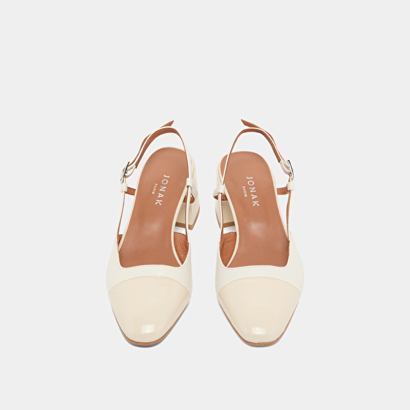 Babies with open heels in ecru leather and patent | DHAPOPY