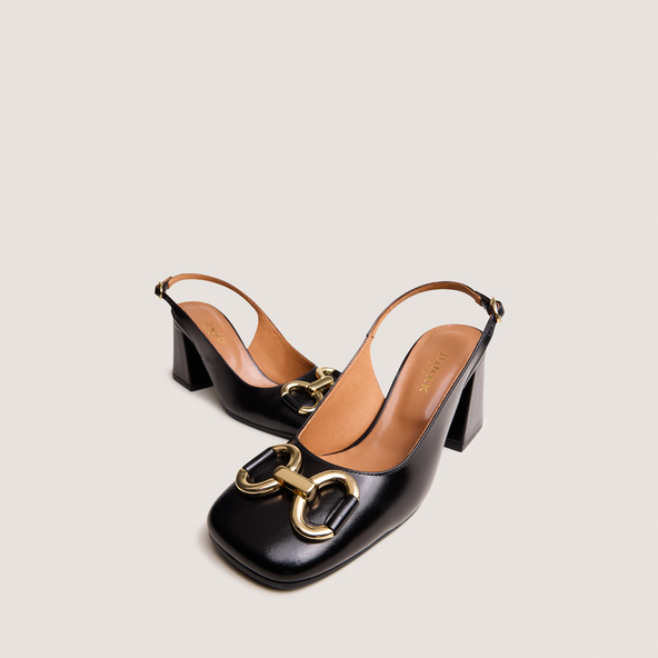 Strappy pumps in black leather | DOUBLE