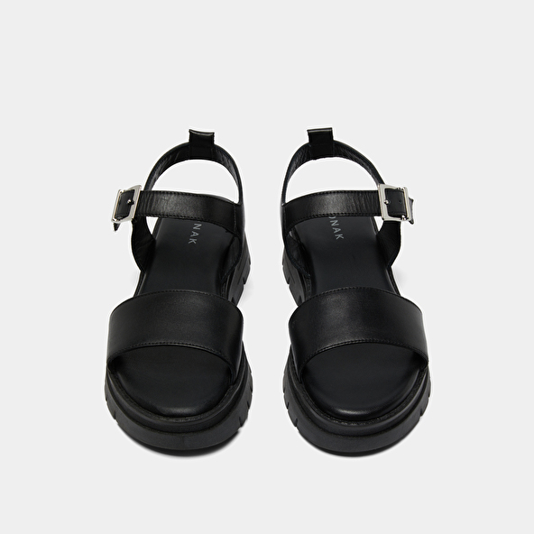 Platform sandals with straps in black leather | ASK