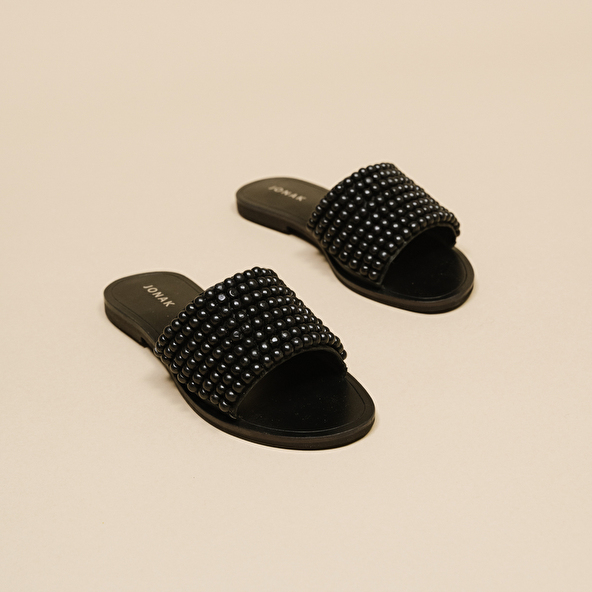 Flat mules with pearls in black leather | WALK