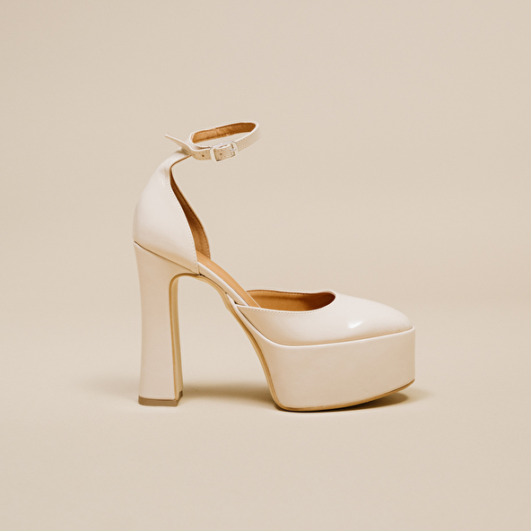 High heel pumps in beige patent | JENNY