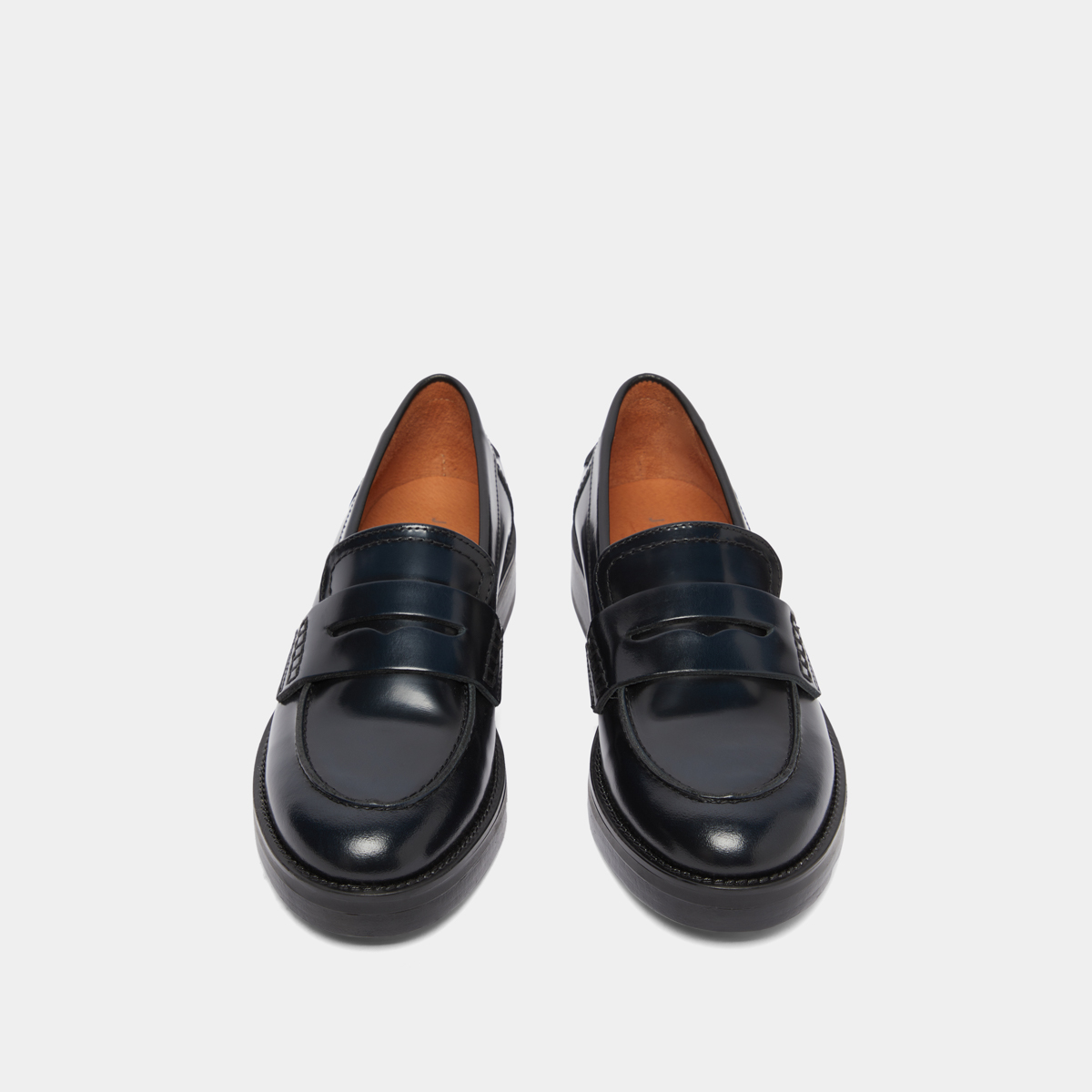 Round-toed loafers in blue patinated leather | MIRNA