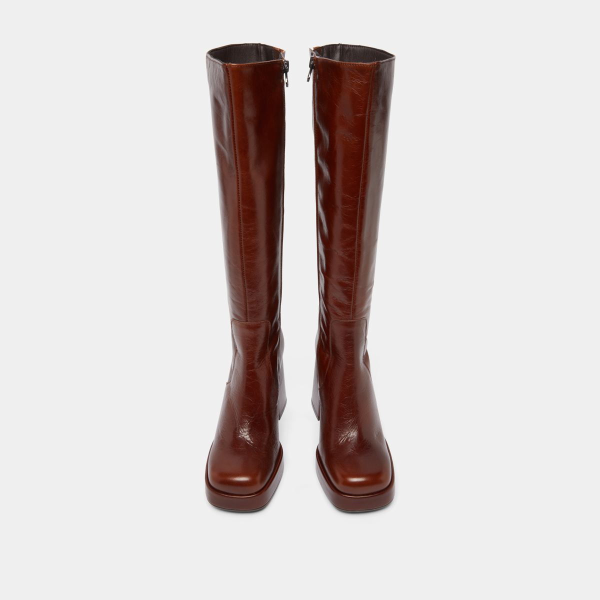 Boots with heels and square toes in brown distressed leather | BRYAN