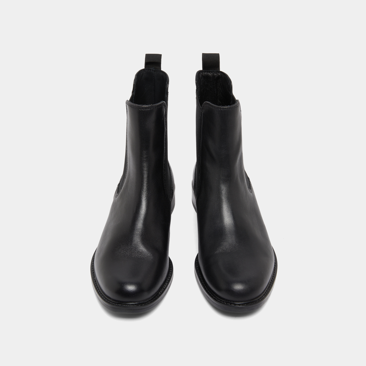 Bottines à bouts ronds in black leather | AUDRY