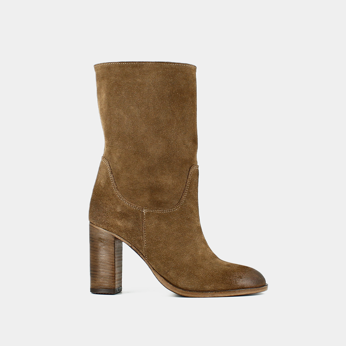 Boots with heels and oval toes in cognac suede | FRANCINE