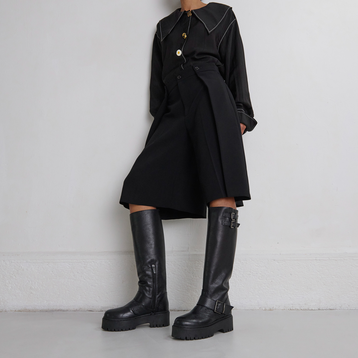 Chunky Strap Boots with Treaded Soles in black grained leather | REINE
