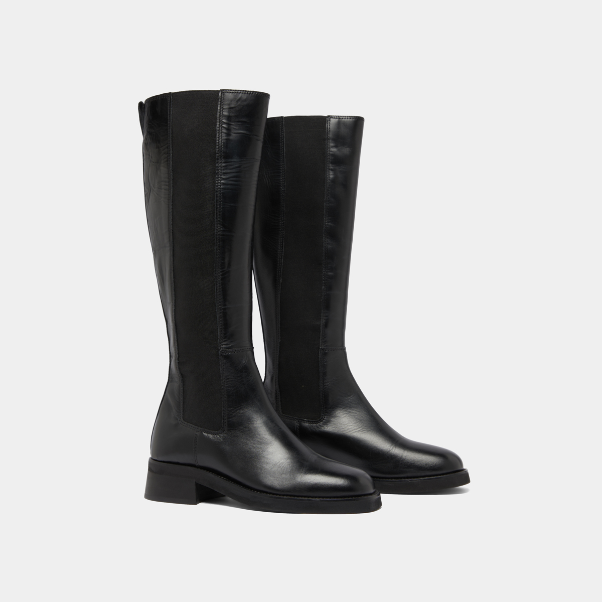 Bottes hautes in black leather | PEGGIE