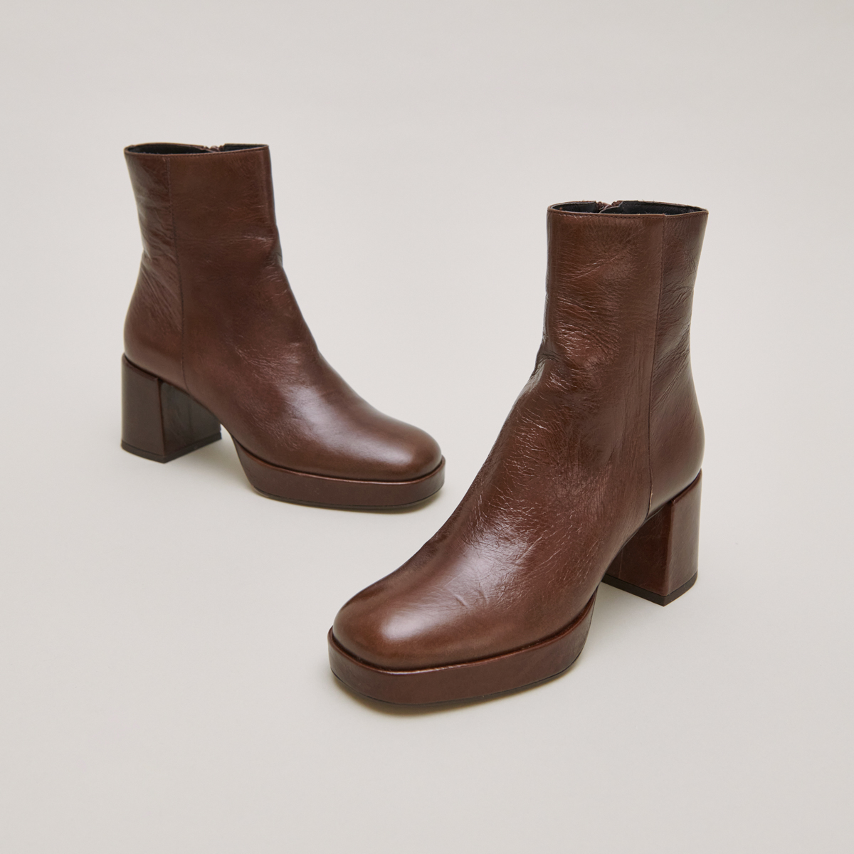 Square-toe boots in aged brown leather | VANVES