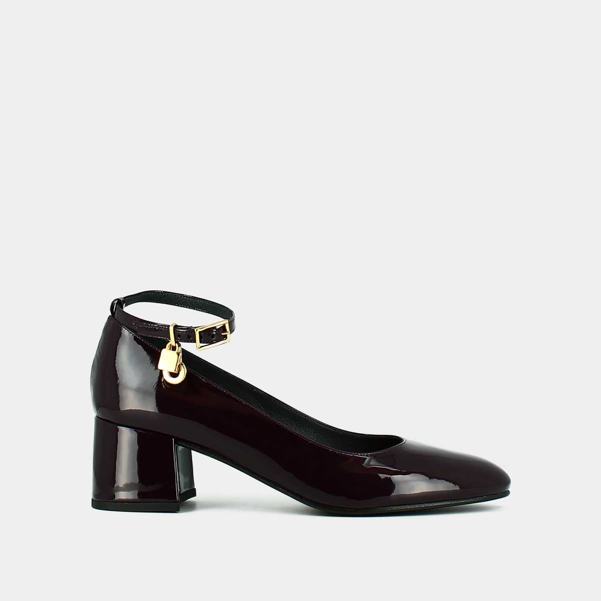 Babies with heels and charms in purple patent | DIAMANT