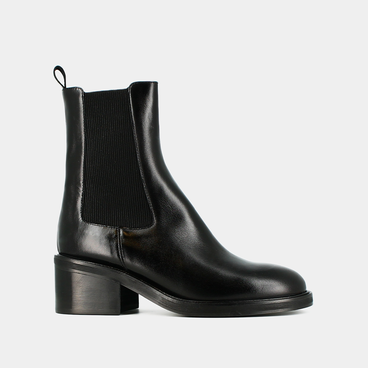 Boots with elastics in black leather | DEMOISELLE