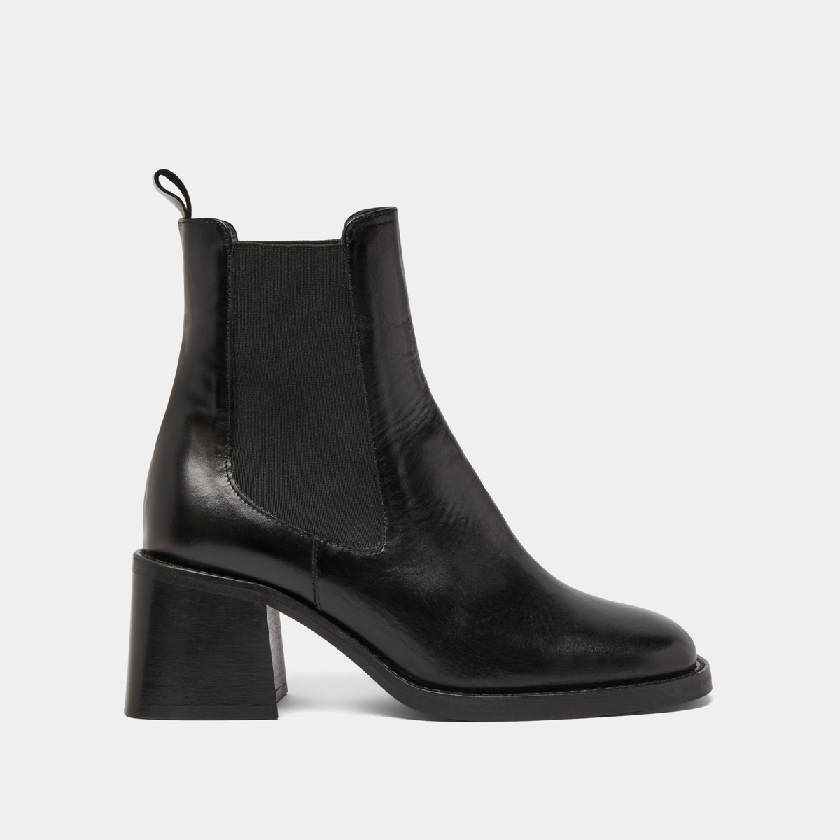 Ankle boots with elastics and chunky heels in black leather | DUCK