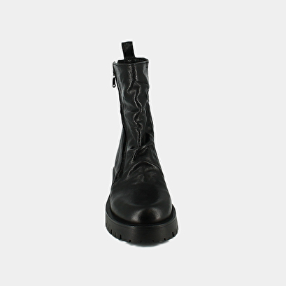 Boots with zips and notched soles in black aged leather | ROLIN