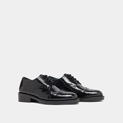 Derbies &agrave; lacets in black shiny leather | drum