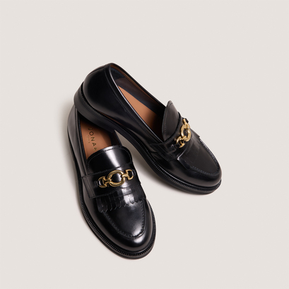 Loafers with gold buckles in black leather | delphes