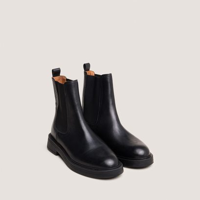 Round-toe lowboots in black leather | agen