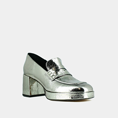 Loafers with platforms dark silver