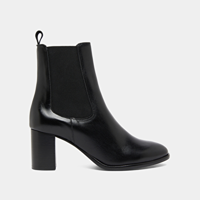 Ankle boots with heels and elastics in black leather | devin