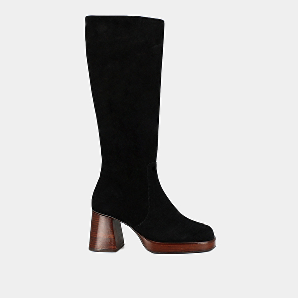 Platform boots in black suede | BETINA