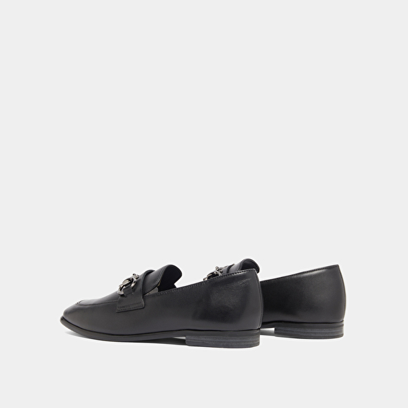 Mocassins à mors et bouts carrés in black leather | AMELLE