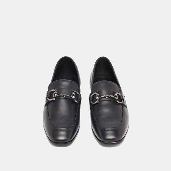 Mocassins à mors et bouts carrés in black leather | AMELLE